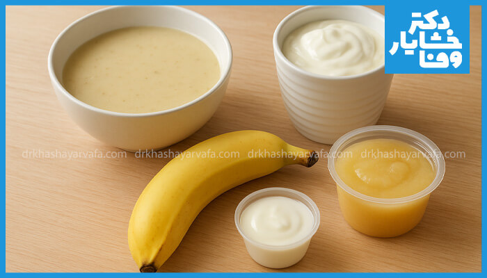 تغذیه نرم بعد از ایمپلنت شامل موز، ماست، پوره سیب و سوپ رقیق برای جلوگیری از فشار به ناحیه جراحی.